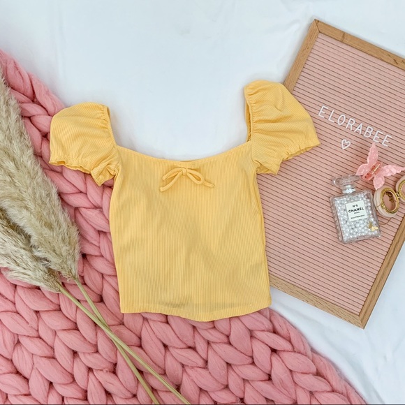 🌸5 for $20🌸 Pastel Yellow Top | Aritzia - Picture 2 of 8